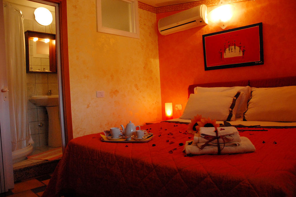B&B Fantar House Carbonia Chambre photo
