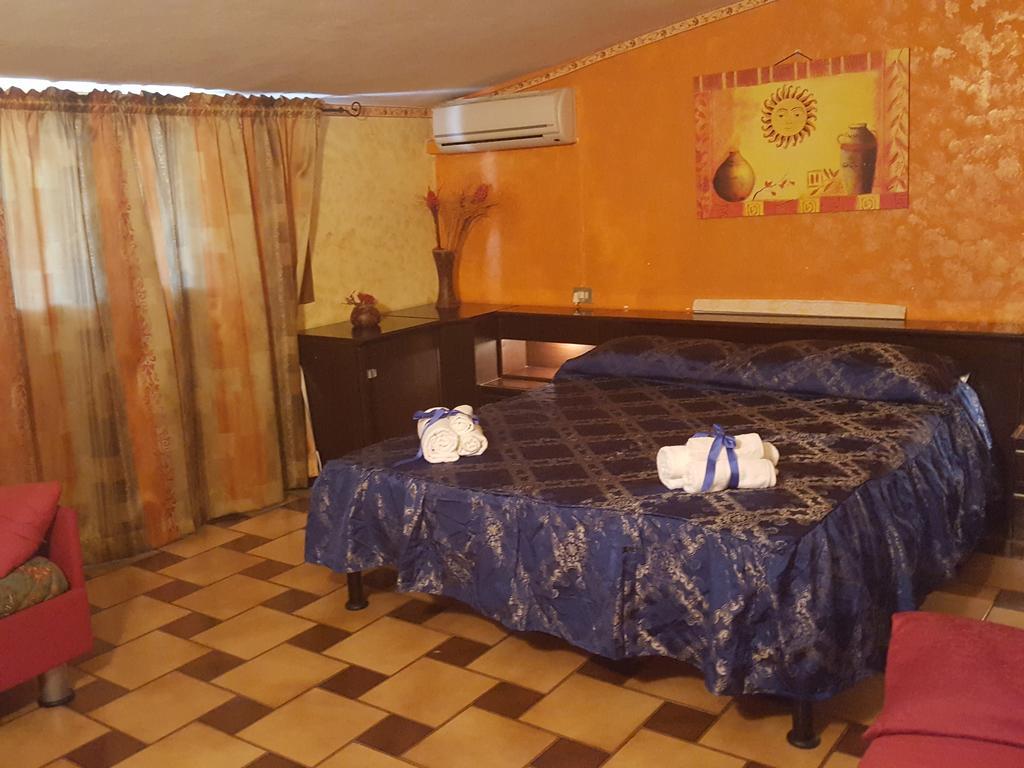B&B Fantar House Carbonia Extérieur photo