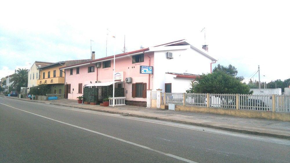 B&B Fantar House Carbonia Extérieur photo